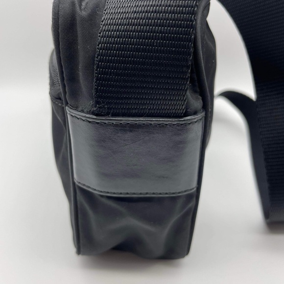 Prada crossbody camera bag - Picture 3 of 15